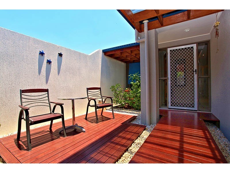 2/19 Headsail Drive, Banksia Beach QLD 4507