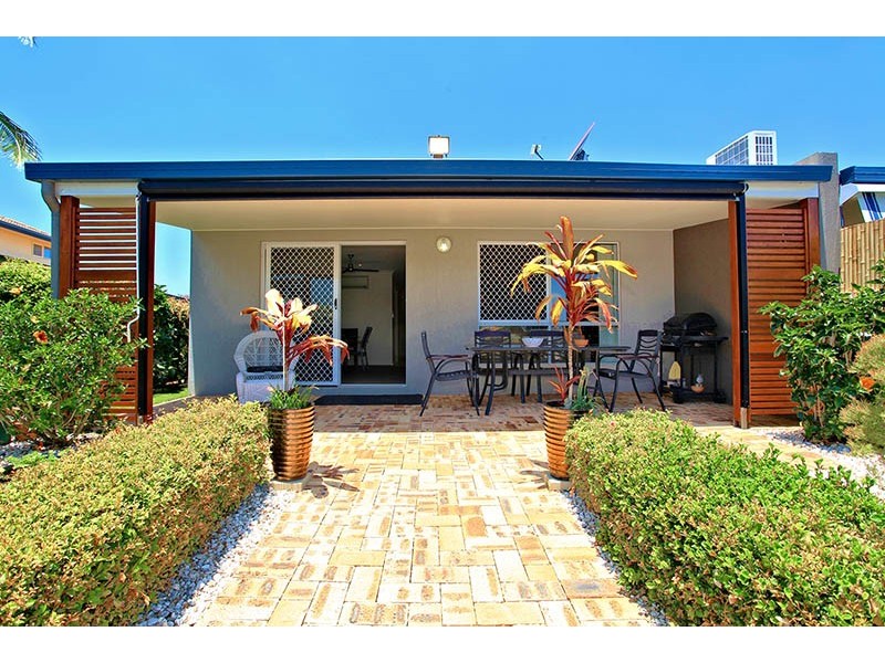 2/19 Headsail Drive, Banksia Beach QLD 4507