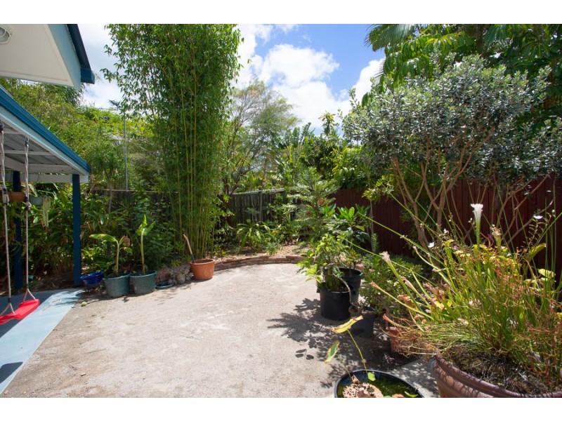 6 Ruby Avenue, Ningi QLD 4511