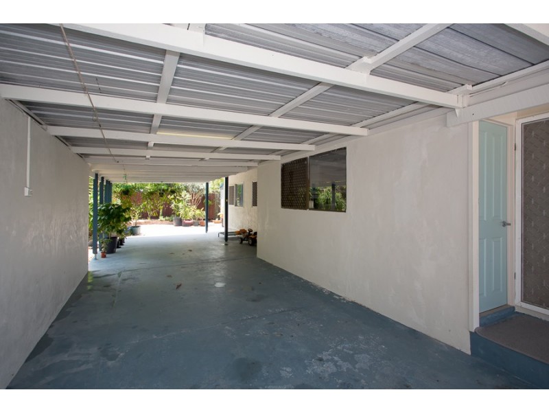 6 Ruby Avenue, Ningi QLD 4511