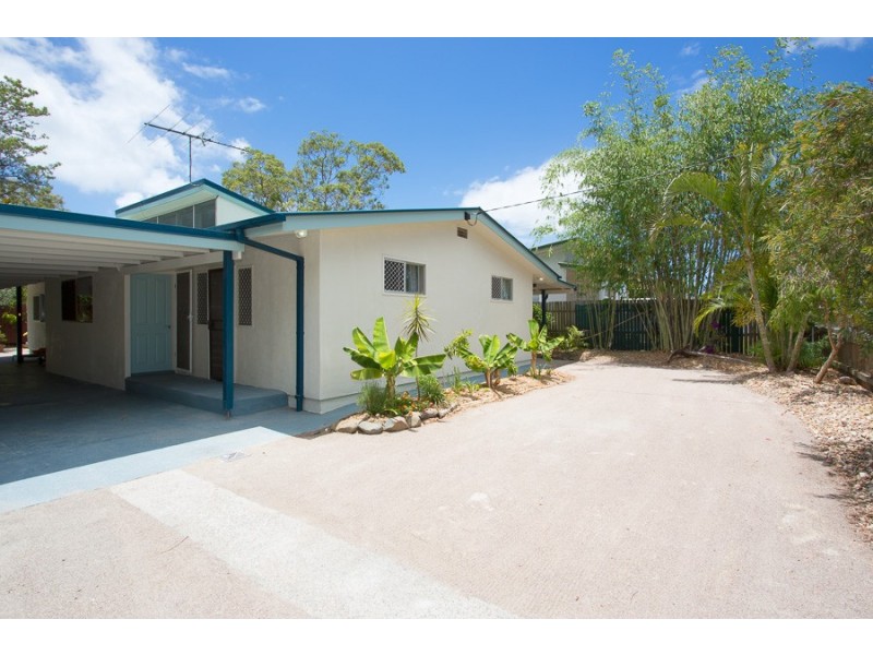 6 Ruby Avenue, Ningi QLD 4511