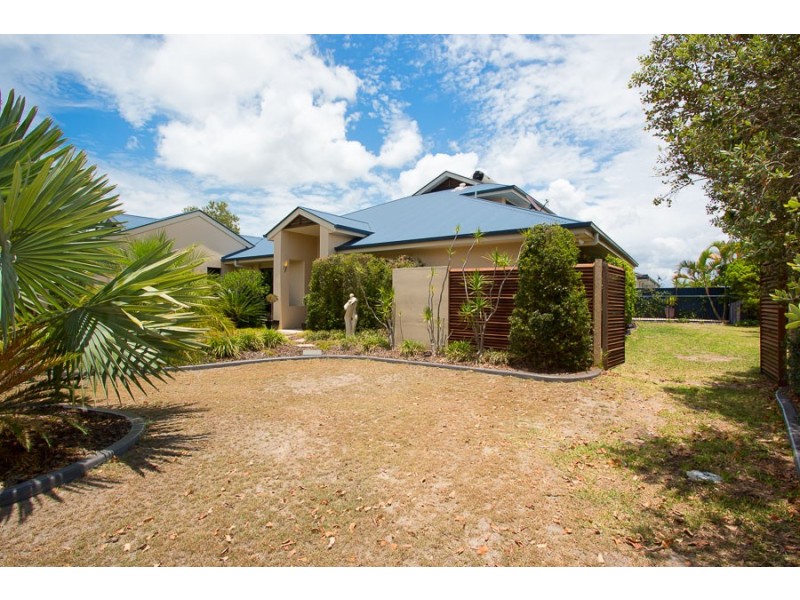 8 Teal Bvd, Bribie Island QLD 4507