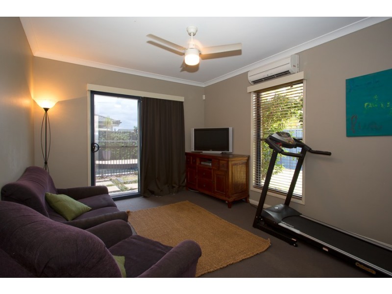 8 Teal Bvd, Bribie Island QLD 4507