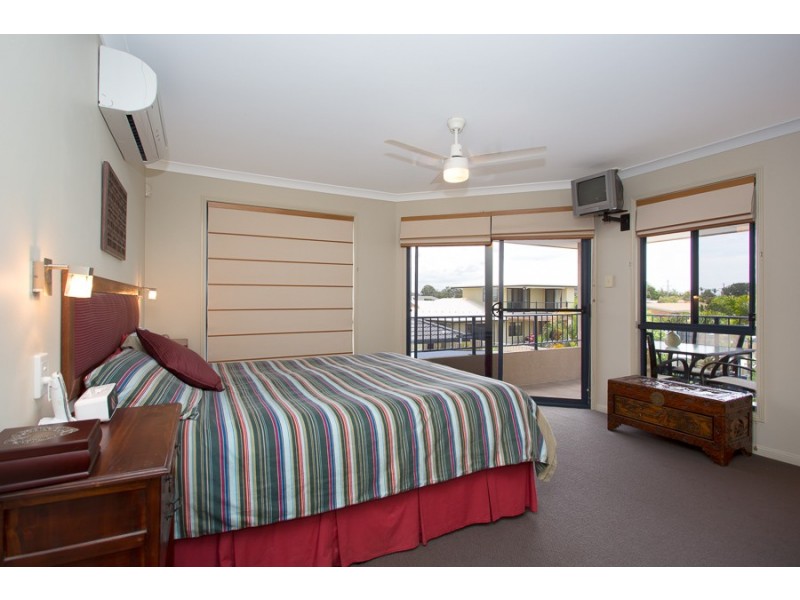 8 Teal Bvd, Bribie Island QLD 4507