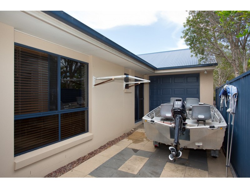 8 Teal Bvd, Bribie Island QLD 4507