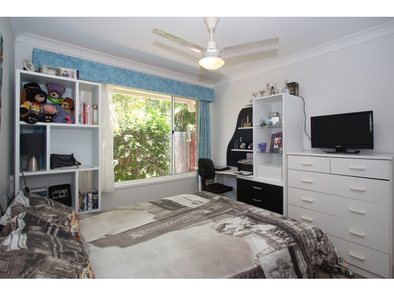 11 Winch Court, Banksia Beach QLD 4507