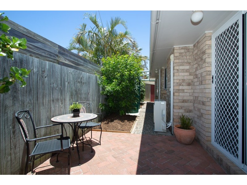 11 Winch Court, Banksia Beach QLD 4507