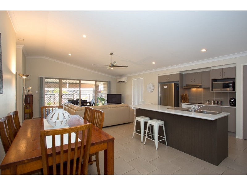 6 Treefrog Street, Ningi QLD 4511