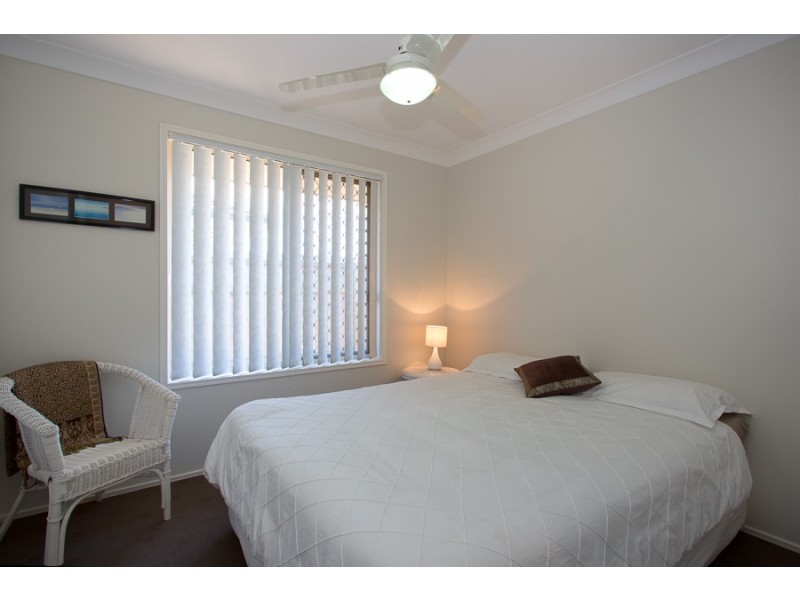 6 Treefrog Street, Ningi QLD 4511