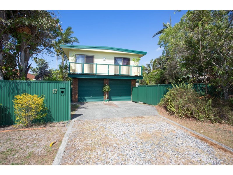 17 Pheasant Avenue, Banksia Beach QLD 4507