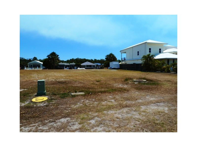 9 Baza Place, Banksia Beach QLD 4507