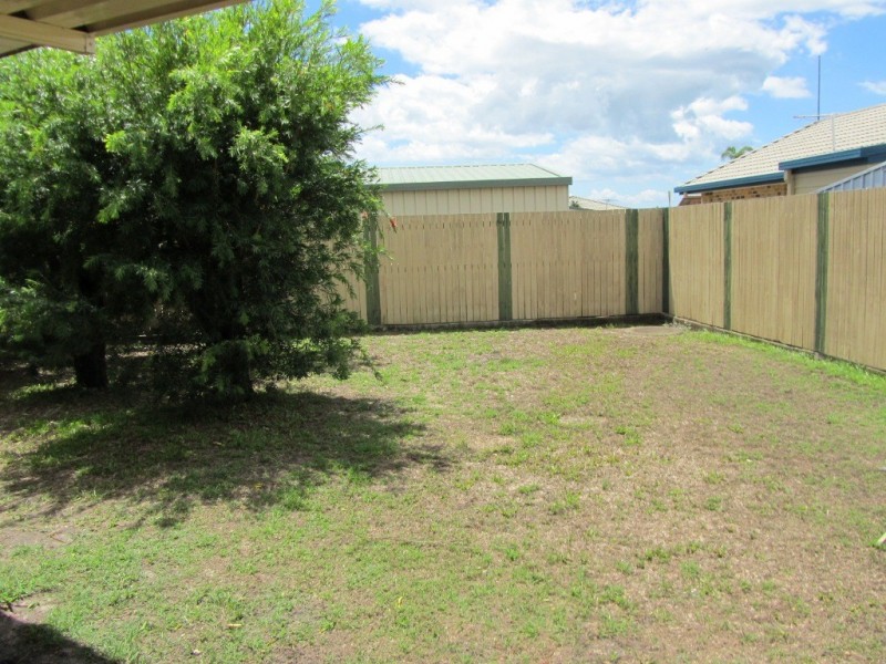 15 Carter Court, Sandstone Point QLD 4511