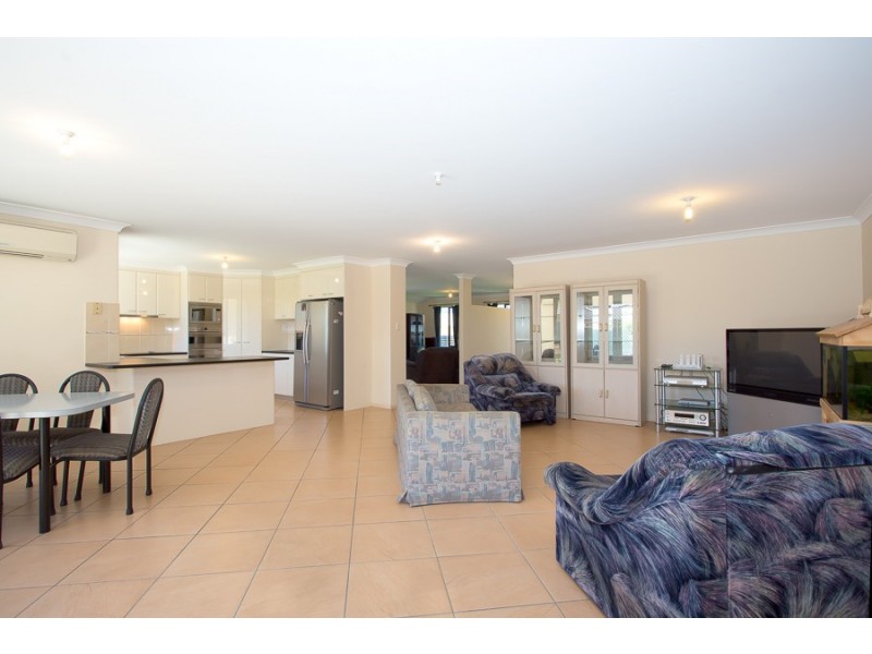 40 Mossman Way, Sandstone Point QLD 4511