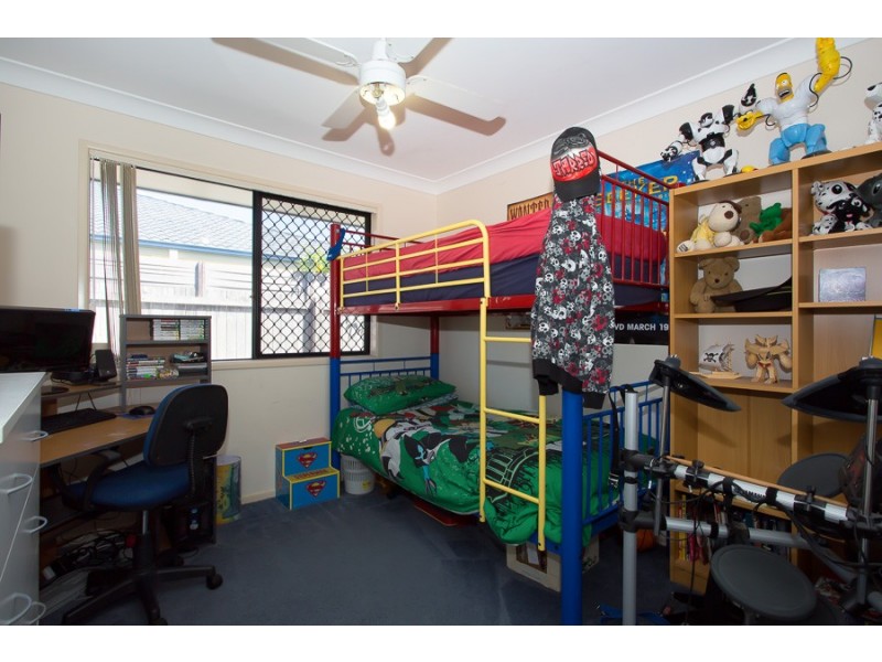 40 Mossman Way, Sandstone Point QLD 4511