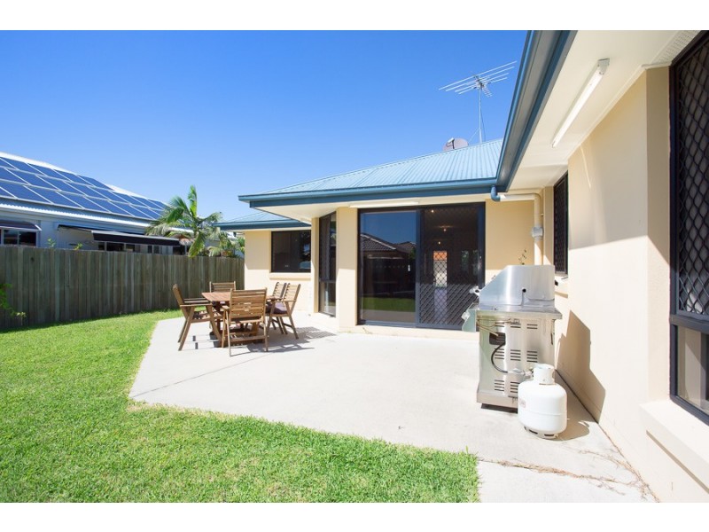 40 Mossman Way, Sandstone Point QLD 4511