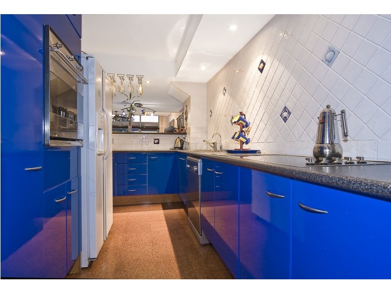 A16 Spinnaker Drive, Sandstone Point QLD 4511