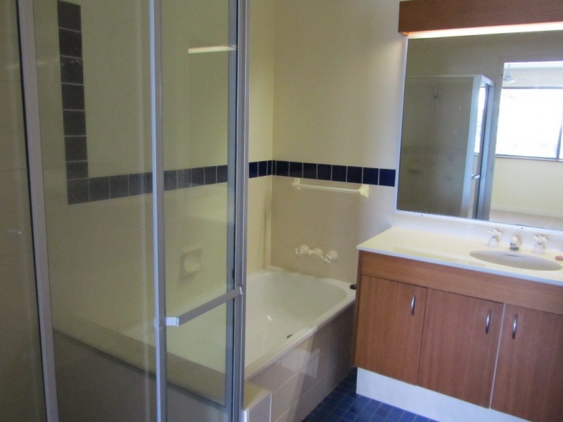 5/24 Spinnaker Drive, Sandstone Point QLD 4511