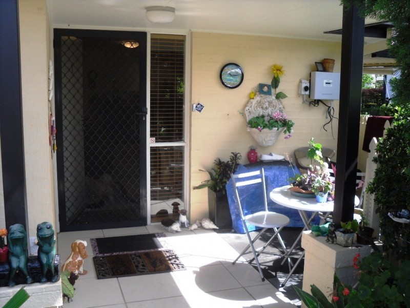 1 Seabreeze Court, Sandstone Point QLD 4511