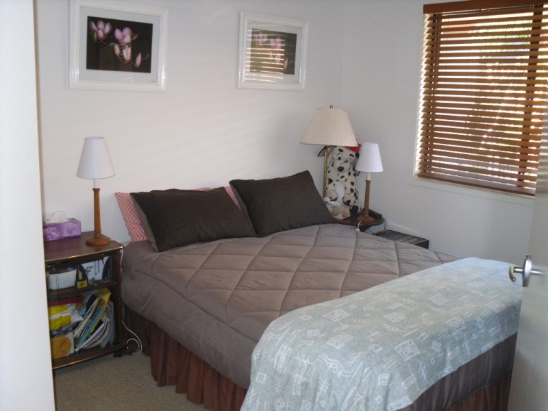 1 Seabreeze Court, Sandstone Point QLD 4511