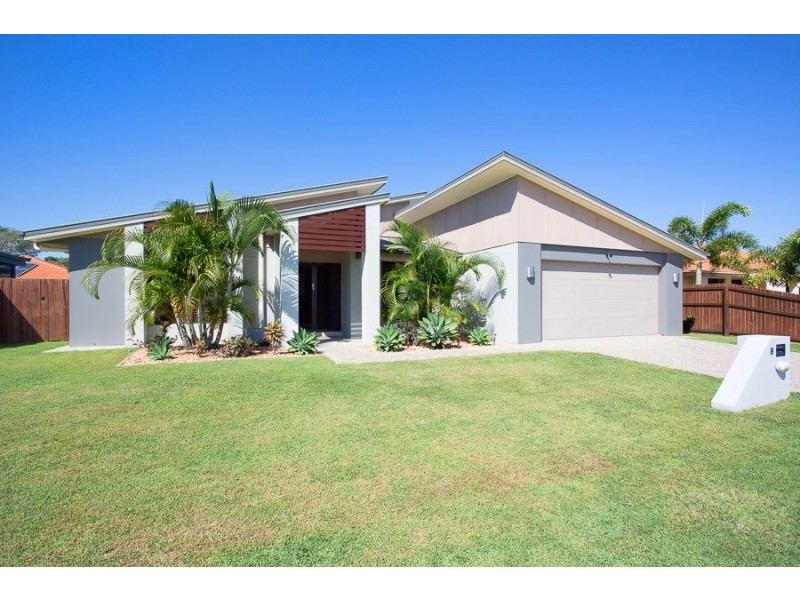 8 Alstonia Court, Bongaree QLD 4507