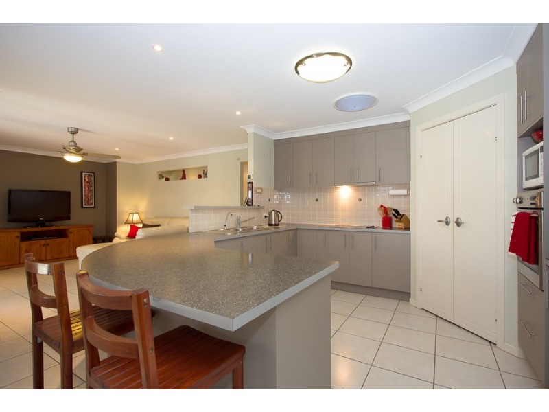 8 Alstonia Court, Bongaree QLD 4507