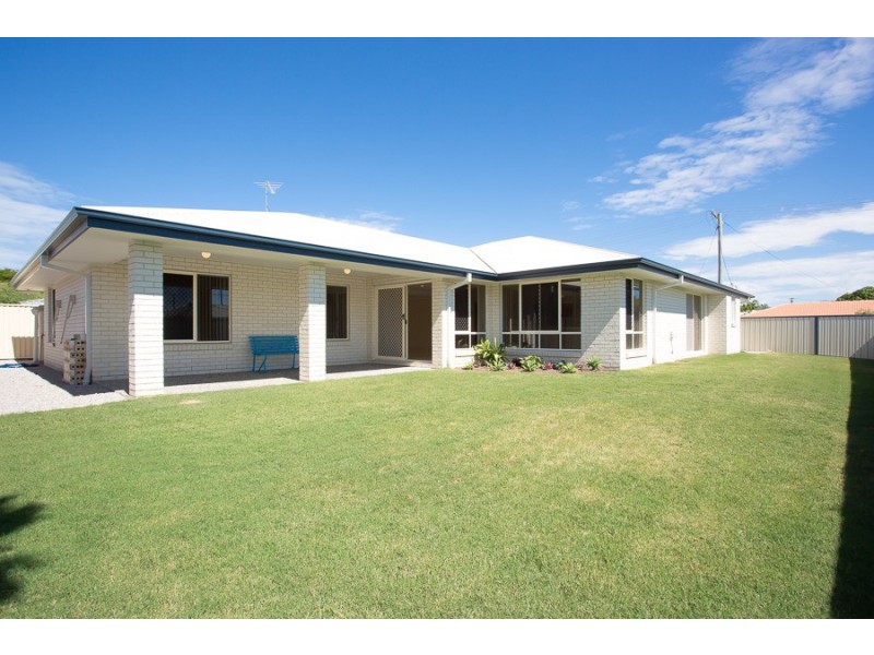 2 Sun Court, Banksia Beach QLD 4507