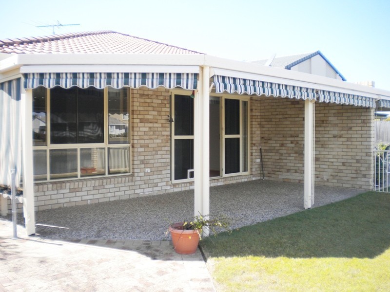 2/75 Phoenix Avenue, Bongaree QLD 4507