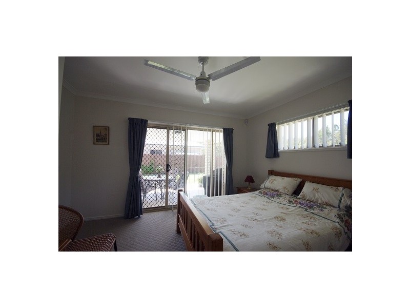 7 Pristine Place, Ningi QLD 4511