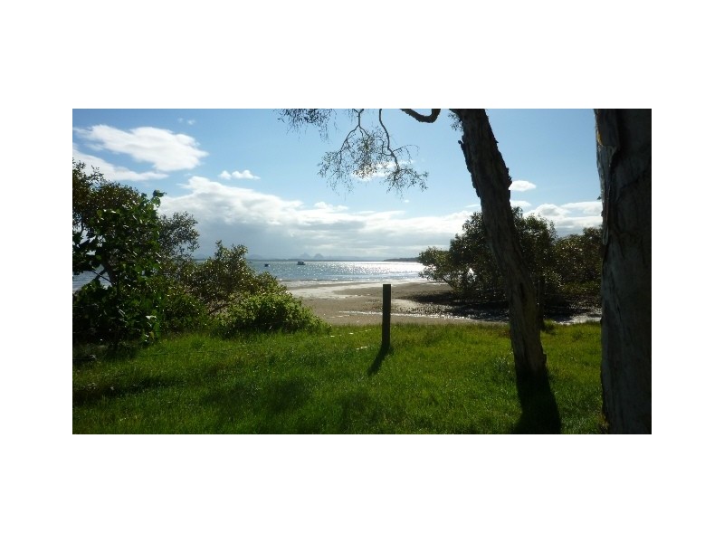 75 Solander Esplanade, Banksia Beach QLD 4507