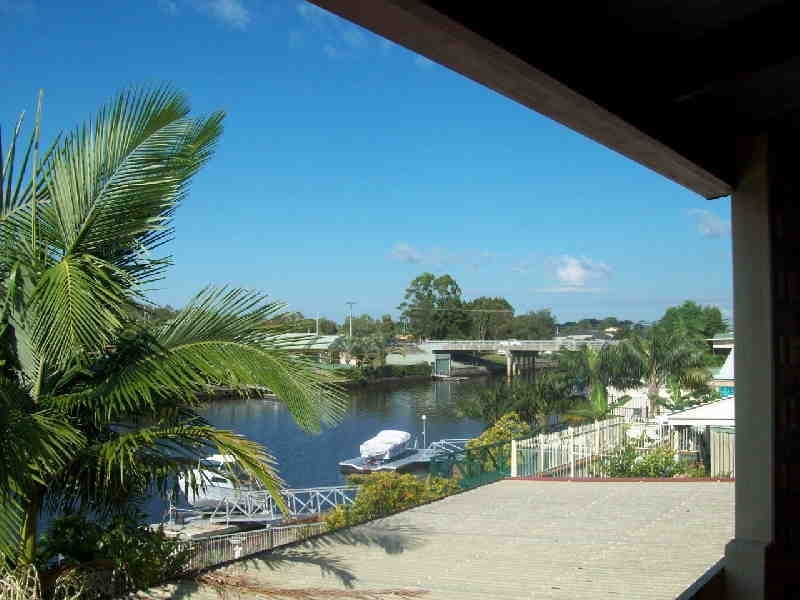 2/14 Jasmin Drive, Bongaree QLD 4507