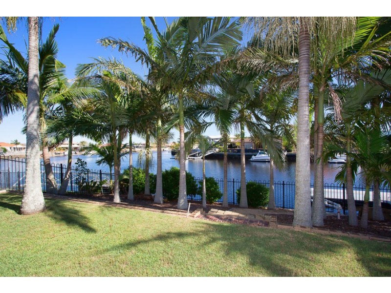 28 Topsail Circuit, Banksia Beach QLD 4507