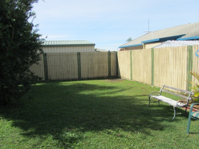 15 Carter Court, Sandstone Point QLD 4511