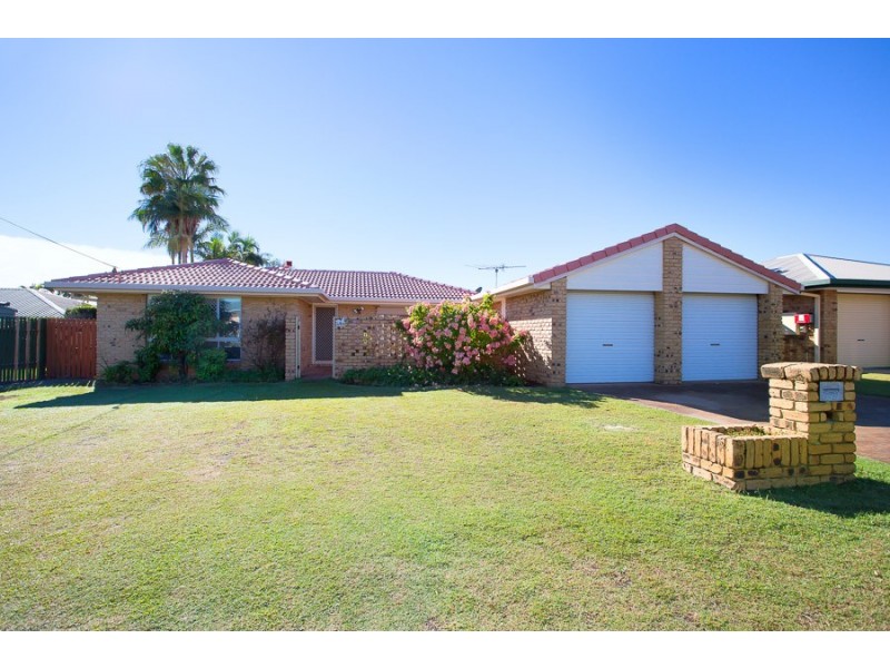 4 Village Avenue, Bongaree QLD 4507