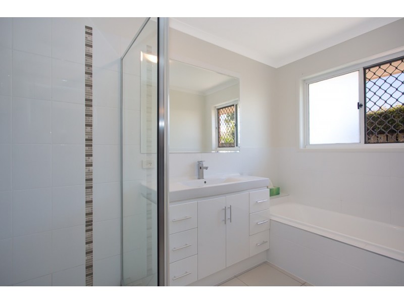 4 Village Avenue, Bongaree QLD 4507