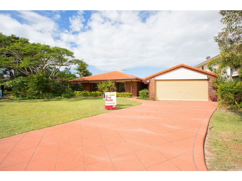 15 Eagle Court, Banksia Beach QLD 4507