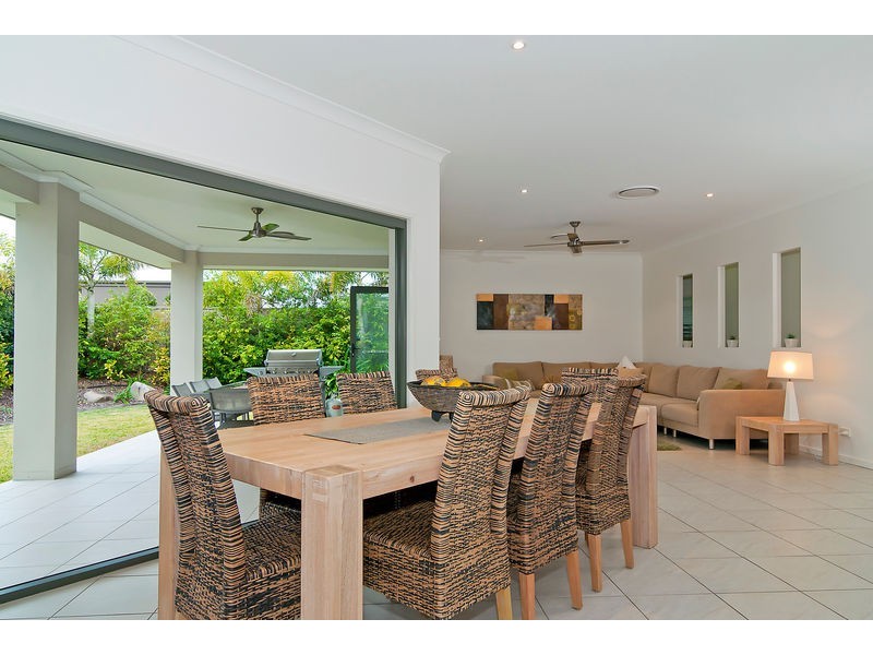 30 Dunebean Drive, Banksia Beach QLD 4507