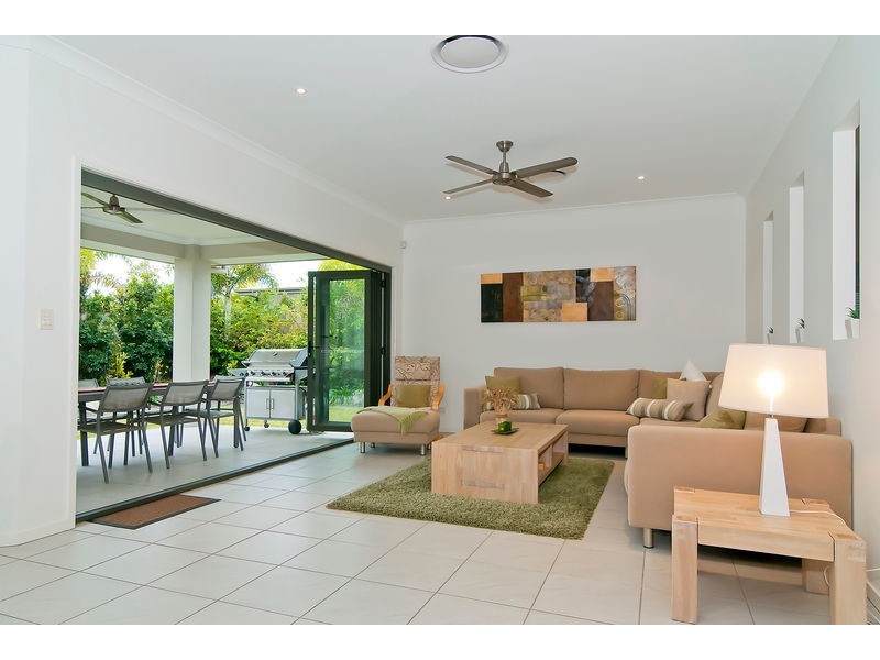 30 Dunebean Drive, Banksia Beach QLD 4507