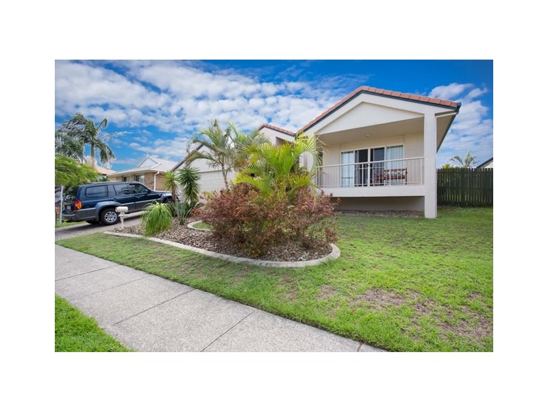 18 Headsail Drive, Banksia Beach QLD 4507