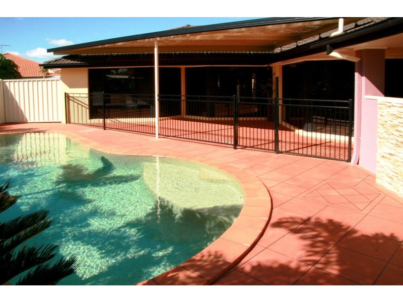 5 Yardarm Court, Banksia Beach QLD 4507