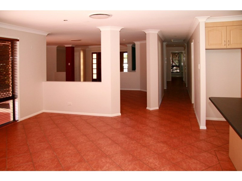 5 Yardarm Court, Banksia Beach QLD 4507