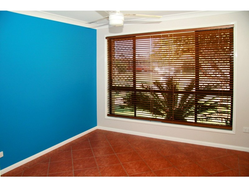 5 Yardarm Court, Banksia Beach QLD 4507