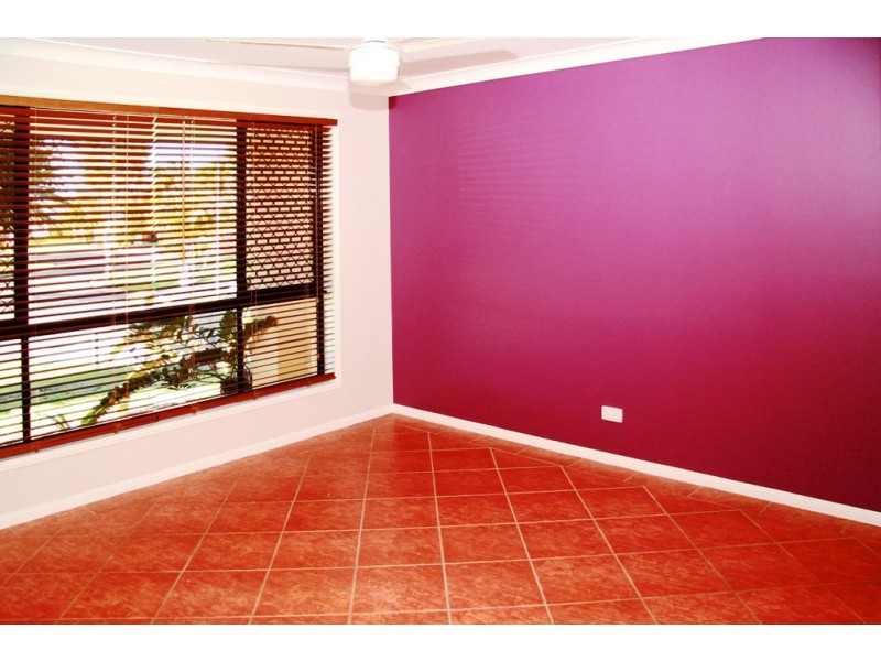 5 Yardarm Court, Banksia Beach QLD 4507