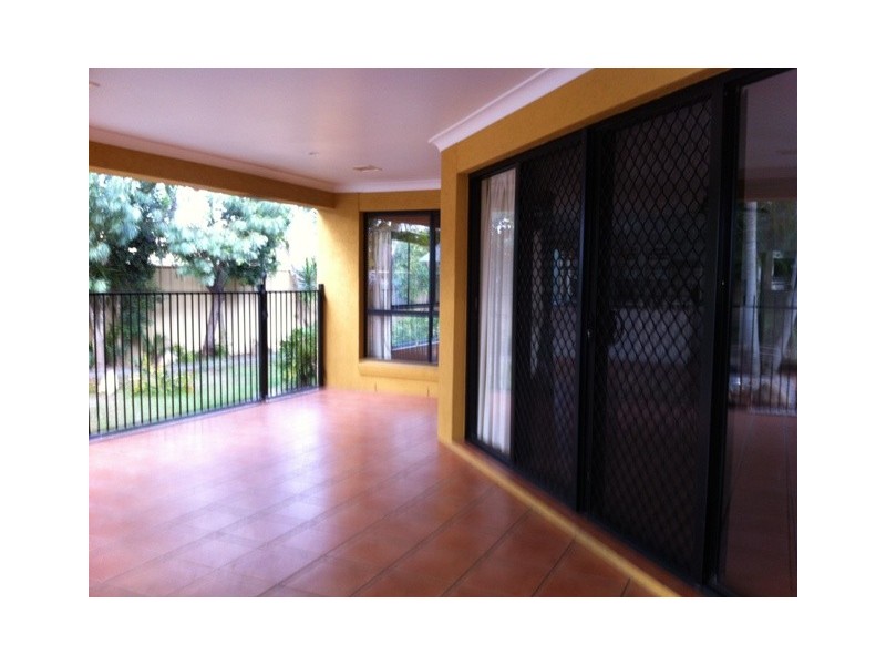8 Mainbrace Court, Banksia Beach QLD 4507