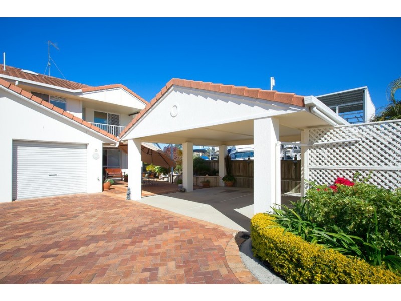 15/18-20 Spinnaker Drive, Sandstone Point QLD 4511