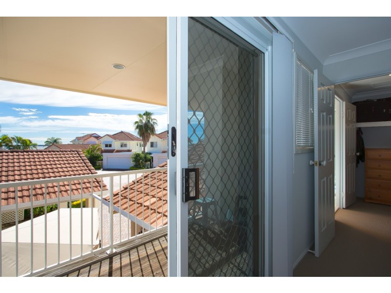 15/18-20 Spinnaker Drive, Sandstone Point QLD 4511