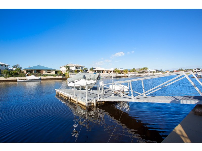 2/108 Kangaroo Avenue, Bongaree QLD 4507