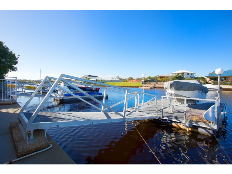 2/108 Kangaroo Avenue, Bongaree QLD 4507