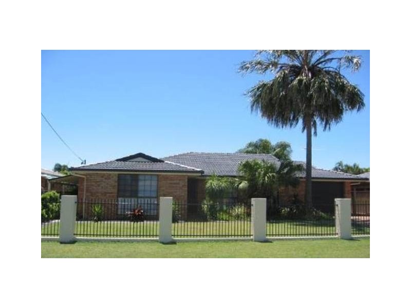 5 Marton Place, Banksia Beach QLD 4507