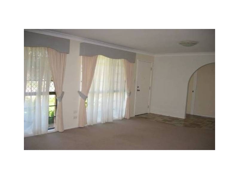 5 Marton Place, Banksia Beach QLD 4507