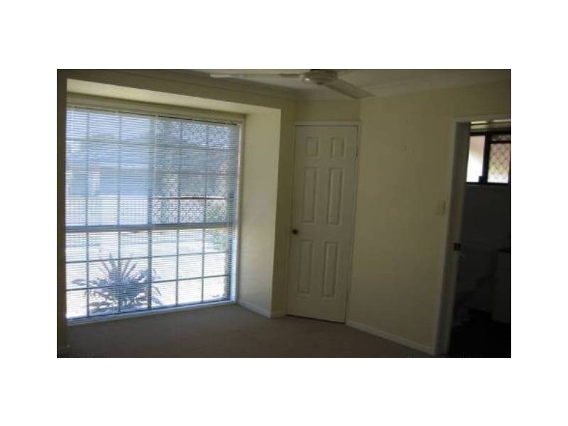 5 Marton Place, Banksia Beach QLD 4507